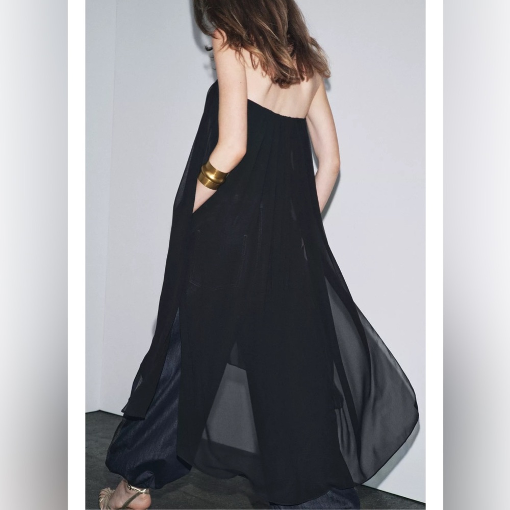 ZARA STRAPLESS BANDEAU TOP WITH SHEER LONG TRAIN OVERLAY. NWT